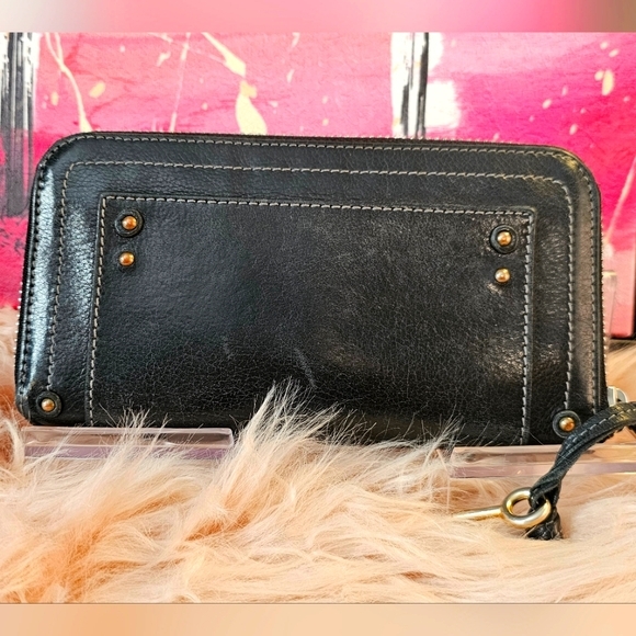 Chloe Paddington Leather Black Gold Full Zip Long Wallet W/ Working Padlock Key - Picture 3 of 16
